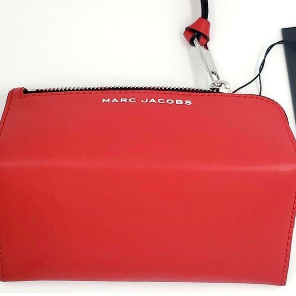 MARC JACOBS THE WEDGE CROSSBODY PHONE CASE BAG BNWT - Picture 7 of 13